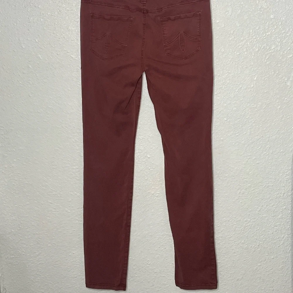 Level 99 Lilly Skinny Straight Light Burgundy Pants Sz 28 - Picture 4 of 7